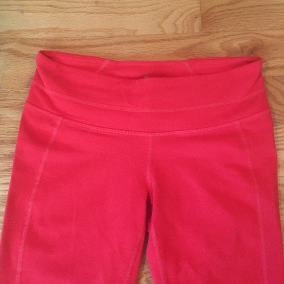 Athleta Balance Capri Crops - Picture 3 of 11